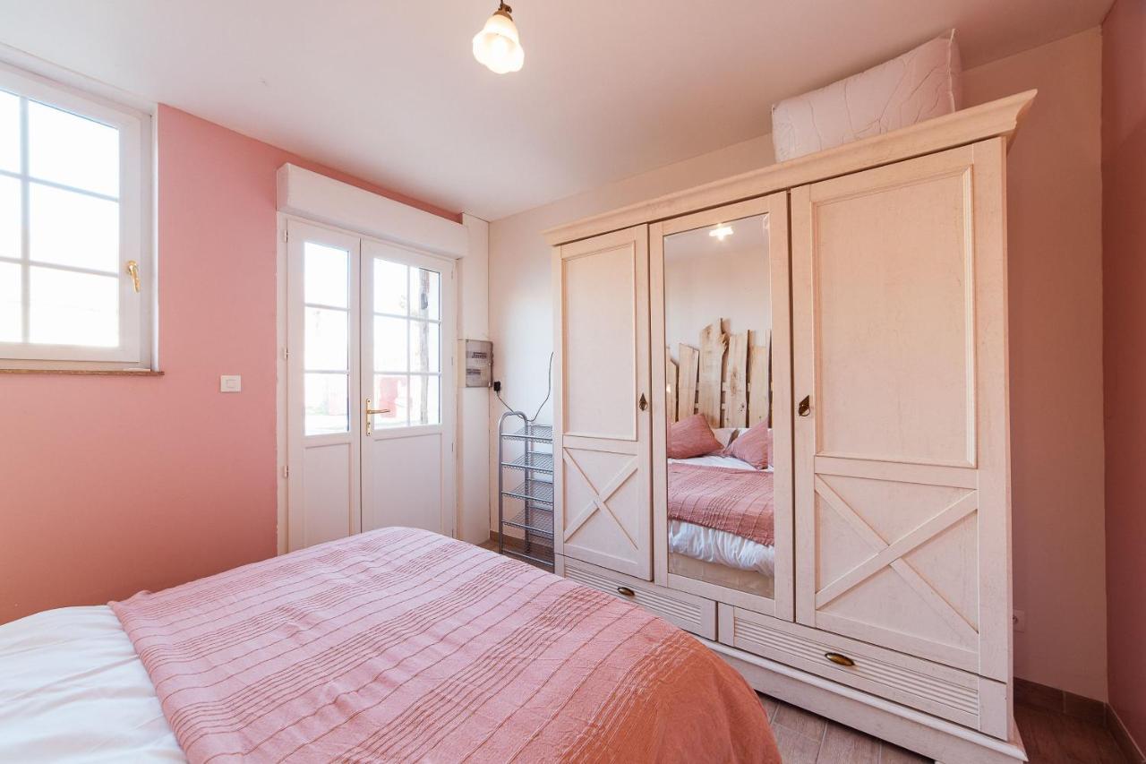 Appartement Prive Le Chardonnay, Jardin, Parking Bucheres Exterior photo